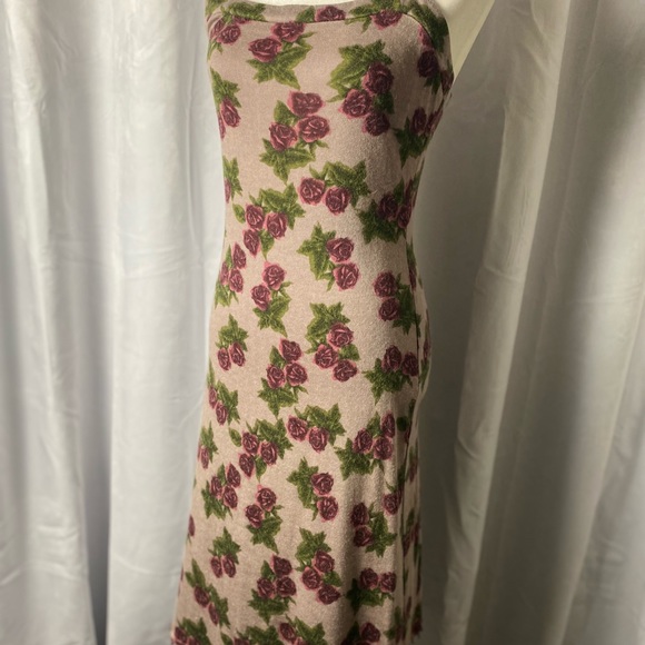 BETSEY JOHNSON sexy floral dress. - Picture 7 of 14